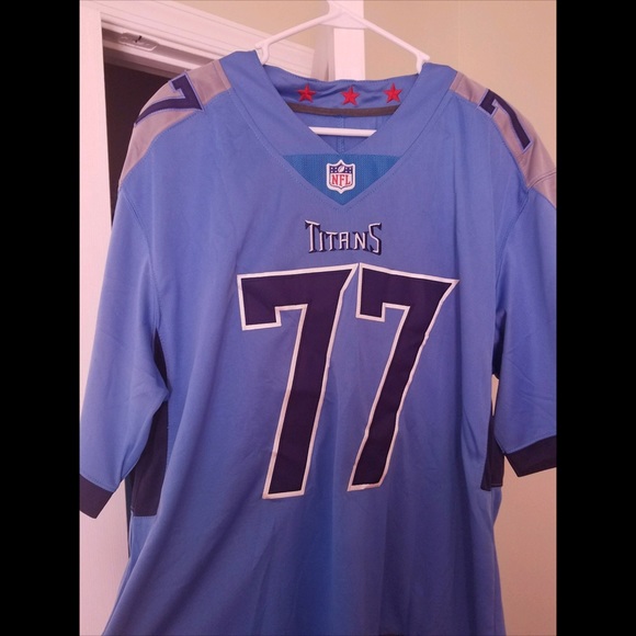 taylor lewan shirt